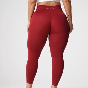 COPY - NVGTN burnt red seamless leggings